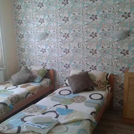Hostel Sobe Zlatna Greda Novi Sad