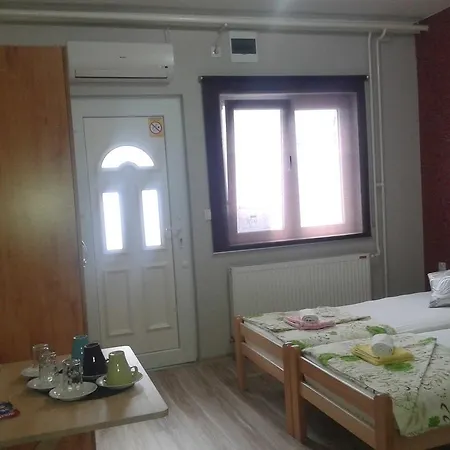 Sobe Zlatna Greda Motorcycle Friendly * Nowy Sad