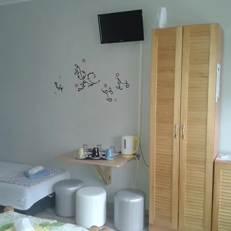 Sobe Zlatna Greda Motorcycle Friendly Nowy Sad