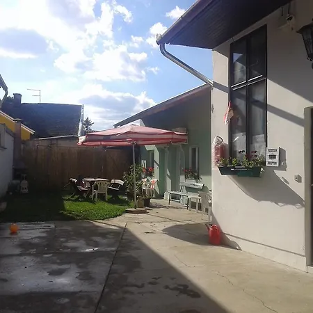 Sobe Zlatna Greda Motorcycle Friendly *